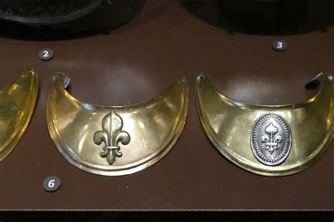 1600 1789 Hausse Cols Ancien Régime Paris Musée Armée :Maquetland.com