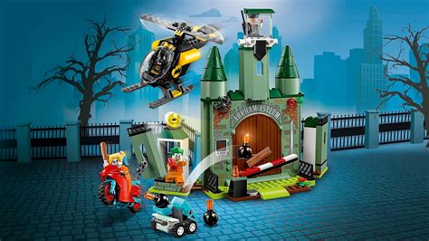 LEGO® DC Comics - LEGO.com for kids