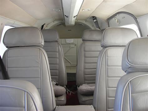 Piper Seneca Interior