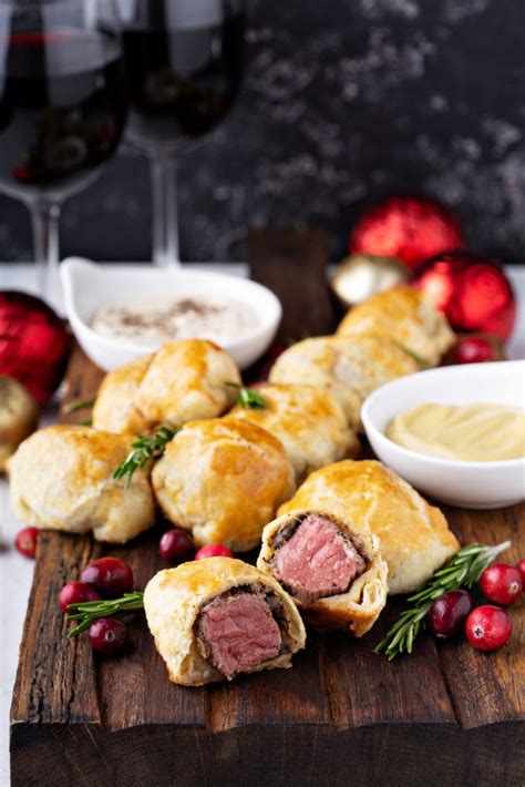 Recipe: Mini Beef Wellington with Creamy Horseradish Sauce | Beef ...