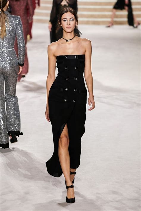 Chanel Pre Fall Fashion Show Runway Fashion Couture Vogue