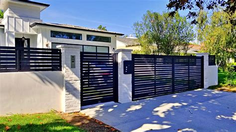 Aluminum Gates Pros And Cons Mulhollandbrand Metal Driveway