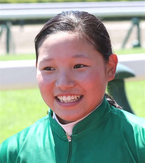 新人女性騎手の小林美駒が2週ぶりv シャインヴィーナスで鮮やかな逃げ切り／福島6r 2歳馬特集 競馬写真ニュース 日刊スポーツ