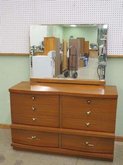 Walnut Drawer Dresser W Mirror Oberman Auctions