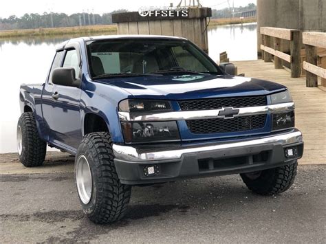 2005 Chevrolet Colorado With 15x12 73 Mickey Thompson Classic Iii And 31 10 5r15 Crosswind M T