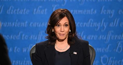 The Hidden Message in Kamala Harris’ Smile | by Jolie A. Doggett | ZORA