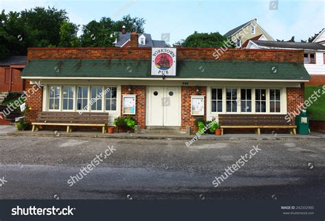 Yorktown Va August 7 2014yorktown Pub Stock Photo 242332900 | Shutterstock