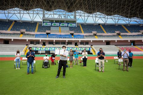 Presentan Política Nacional del Deporte la Recreación y la Actividad