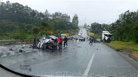 Dos Personas Muertas Y Cuatro Lesionados Deja Accidente Múltiple En