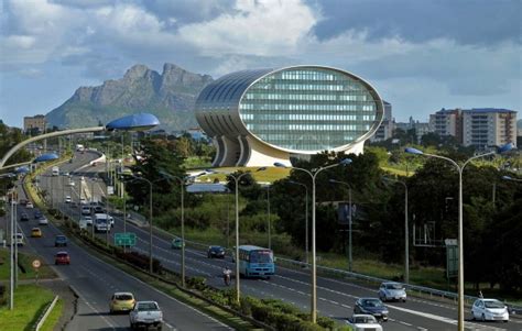 Mauritius Commercial Bank Ebene Cybercity Building (Ebene Cybercity, 2012) | Structurae