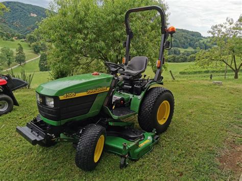 John deere 4100