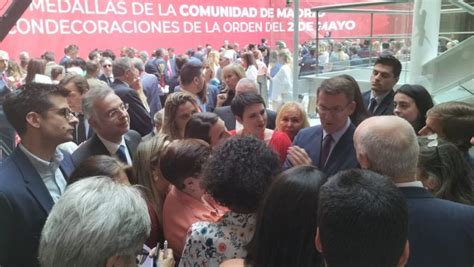 Corrillo de presidente de Feijóo en Sol respalda a Ayuso y acusa al