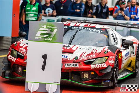 Automobilsport Frikadelli Racing Gewinnt H Rennen Auf Dem