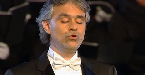 ANDREA BOCELLI (HQ) AVE MARIA (SCHUBERT) 1-55 screenshot ⋆ Madly Odd!