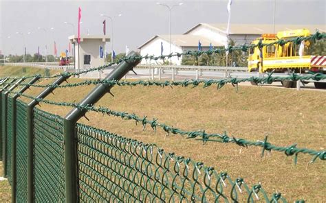 Kambi Veli Chain Link Fencing At Square Feet Chennai Central