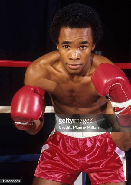 55 Sugar Ray Leonard Vs Roberto Duran 1 Stock Photos, High-Res Pictures, and Images - Getty Images