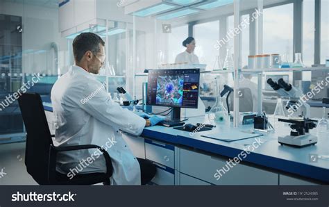 38,166 Computer lab equipment Stock Photos, Images & Photography | Shutterstock