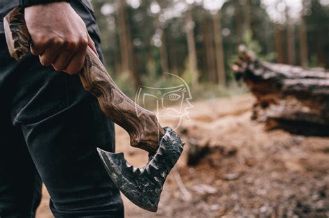 Топор охотничий кованый купить в Москве с доставкой | NORMAN.SU