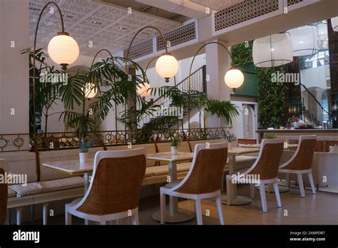 sleek restaurant interior  res stock photography  images alamy