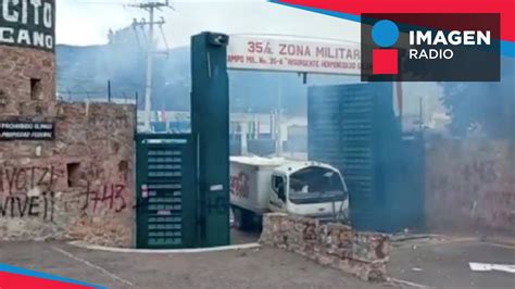 Normalistas De Ayotzinapa Lanzan Cami N Contra Zona Militar En