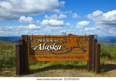 Welcome Alaska Signpost Border Crossing Chickenalaskaunited Stock Photo ...