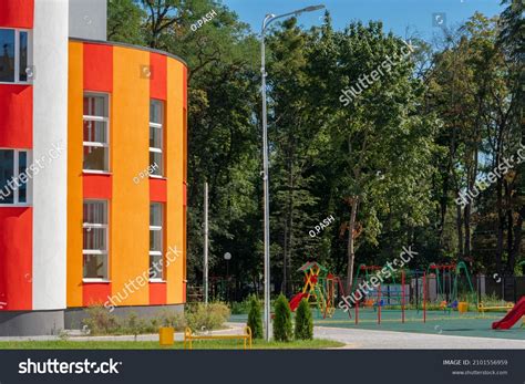 Modern School House Modern Building Exterior Stock Photo 2101556959 ...