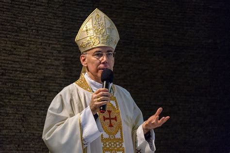 Papal Nuncio Urges Philippine Canon Lawyers To Work As Evangelizers