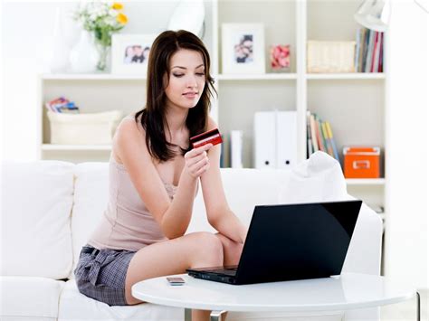 Top 5 Benefits Of Online Shopping