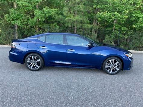 Deep Blue Pearl Nissan Maxima