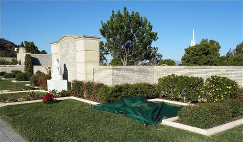 Paul Walkers S Grave Photo Paul Walker Rip Paul Walker Paul