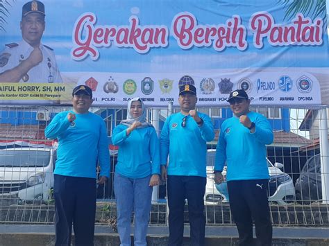 Harhubnas Ton Sampah Diangkut Dari Gerakan Bersih Pantai Di