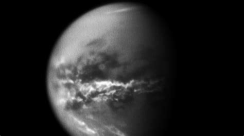 Saturnmond Titan Im Frühjahr regnet es Methan DER SPIEGEL