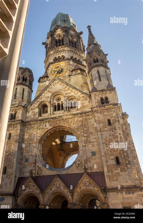 Kaiser Wilhelm Memorial Church Stock Photo - Alamy