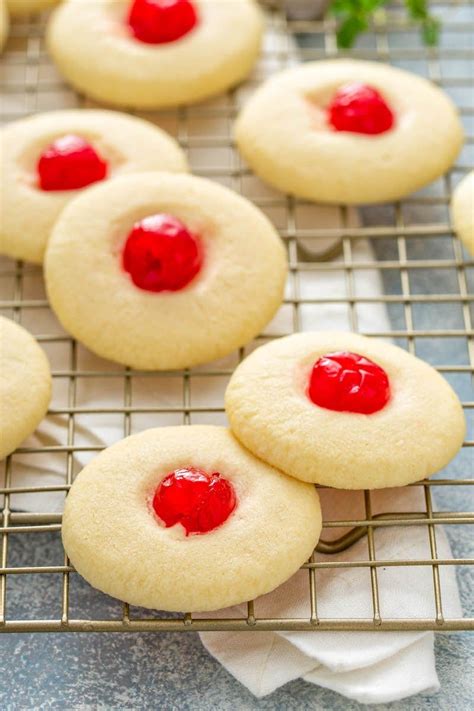 Cherry Almond Shortbreads Soft Buttery Whipped Shortbread Cookies Artofit