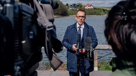 Konferencja Prasowa Paw A Do Kowskiego Kandydata Na W Jta Gminy