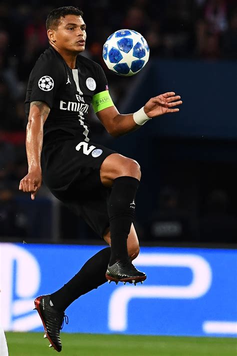 Psg Thiago Silva Annonce Son Forfait Pour Le Match Face Naples