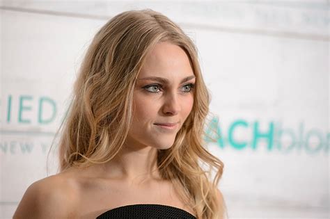 AnnaSophia Robb Collection Party John Frieda Hair Care Beach Blonde