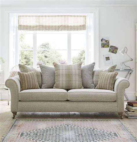 Traditional Sofas | What's Your Style Thing? | DFS