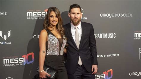 El Beso De Messi Y Antonella En Un Videoclip De Residente Que Se Ha Vuelto Viral