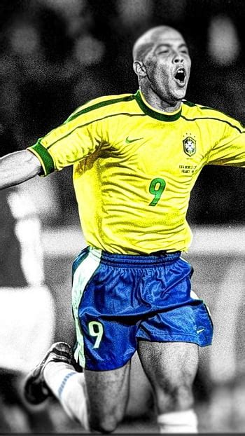 Ronaldo Nazário r9 legend football brazilian ronaldo ronaldo