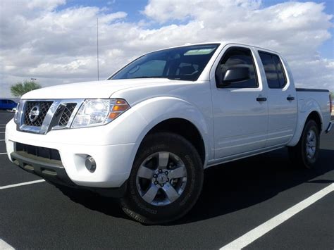 Nissan Frontier Information And Photos Momentcar