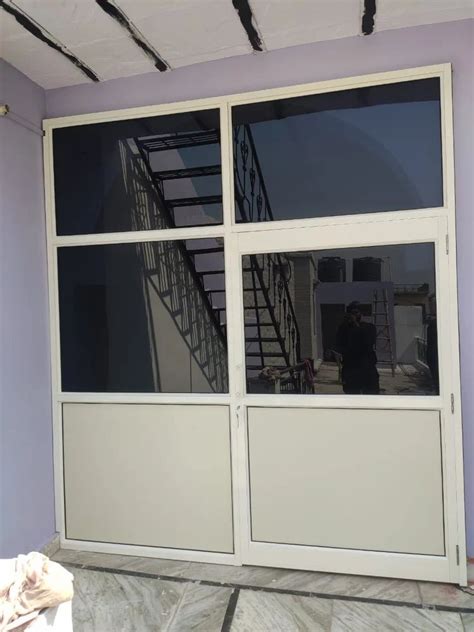 White Frame Aluminium Hinged Double Door Thickness 10mm Frame At