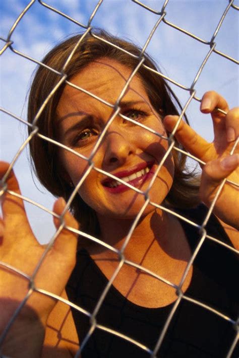 Woman In Underwear Stuck On Fence At Aloma Apts Laguna Niguel Ca Patch