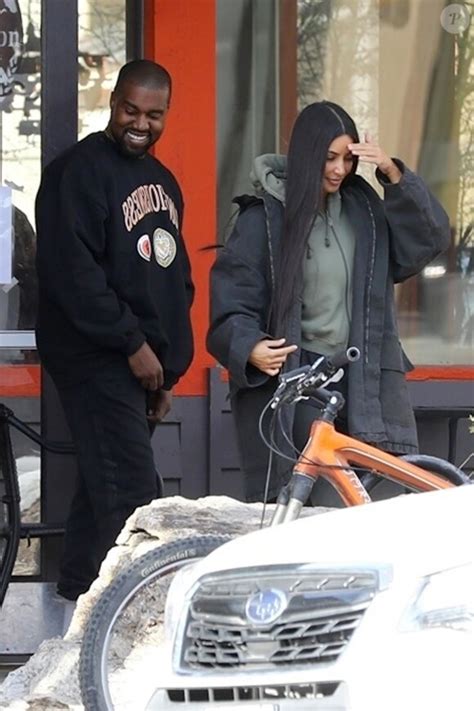 Photo Exclusif Kim Kardashian Et Son Mari Kanye West Dans Le