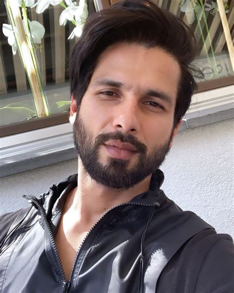 Shahid Kapoor Age, Height, Biography 2023 Wiki, Net Worth