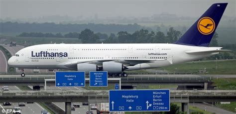 Lufthansa Airbus Terror In The Sky Photographer Captures Moment Plane