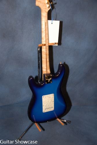 2000 Fender Custom Shop Bonnie Raitt Stratocaster Blue Burst Guitars