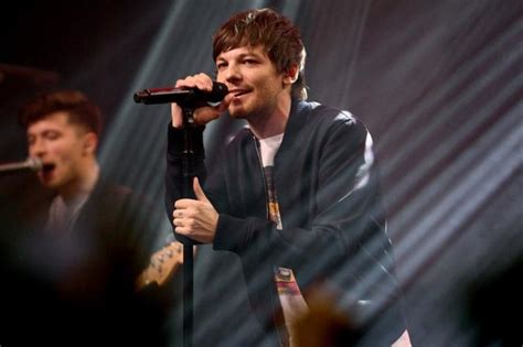 Louis Tomlinson Estrena Walls Su Primer álbum En Solitario