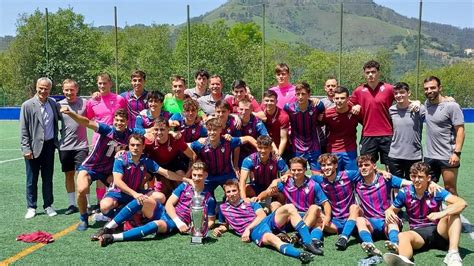 Eibar El Trofeo De Campeones Del Eibar Urko El Diario Vasco