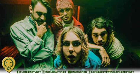 Stand Atlantic Unleash Angsty New Track SEX ON THE BEACH LionhearTV